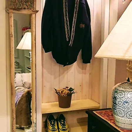 Guest house In *